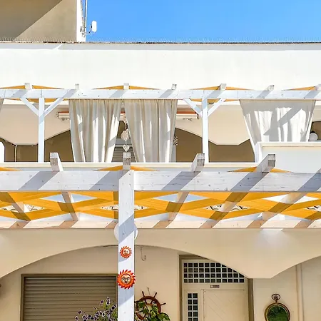 A Casa Di Pietro Uno Leporano